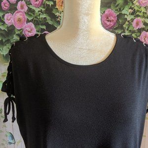 Short Sleeve Criss Cross Top Size M